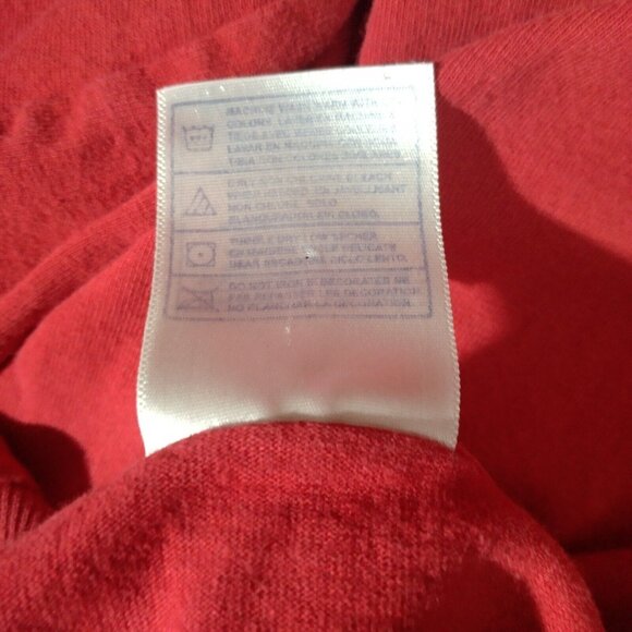 Tweety Bird T Shirt 2XL Size Red Stars Glitter Its All About Me Vintage USA - Picture 9 of 16